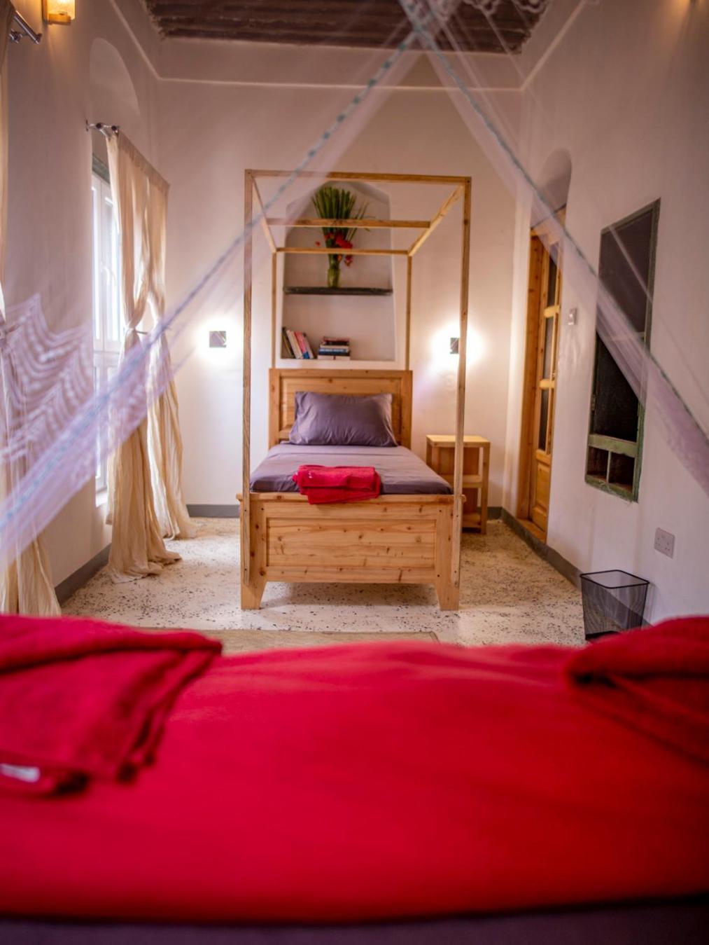 Firefly West Wing Hotell Bagamoyo Exteriör bild