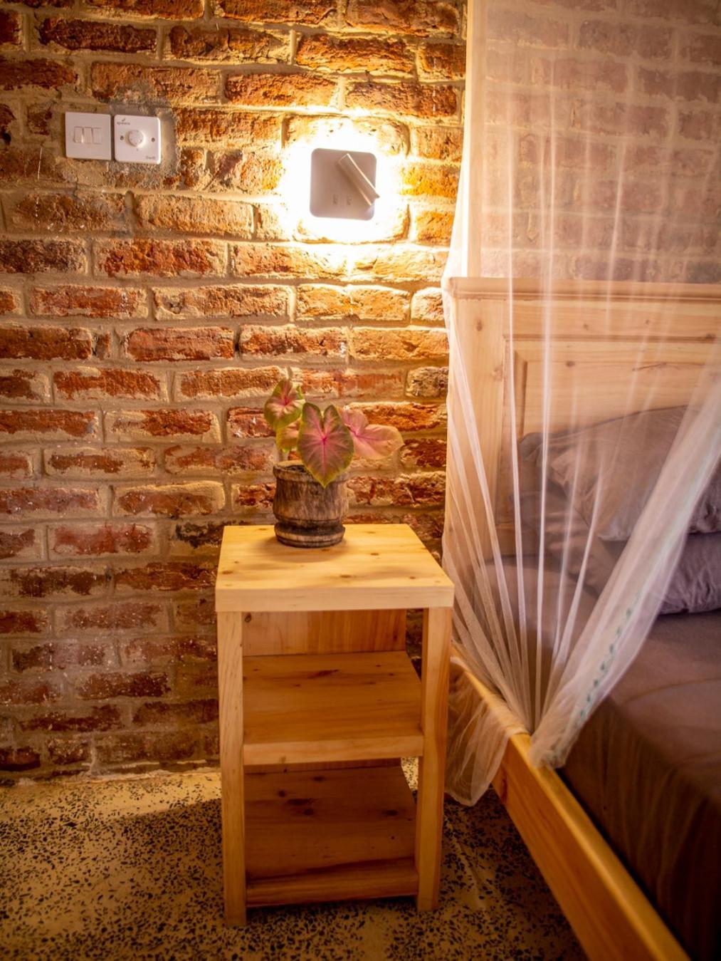 Firefly West Wing Hotell Bagamoyo Exteriör bild