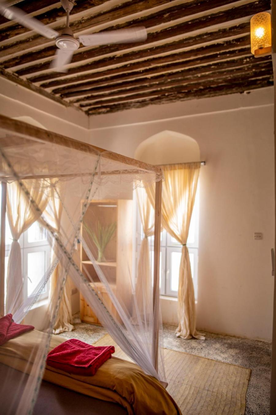 Firefly West Wing Hotell Bagamoyo Exteriör bild