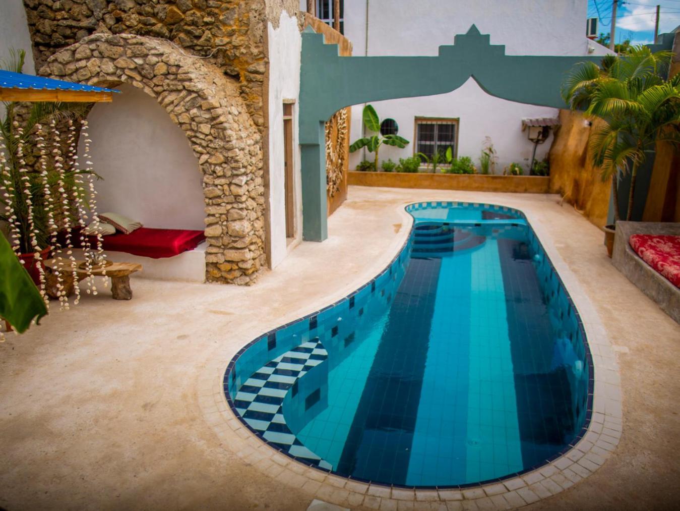 Firefly West Wing Hotell Bagamoyo Exteriör bild